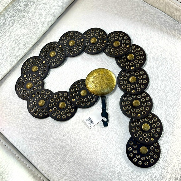 NWT faux leather adjustable belt - Picture 1 of 8